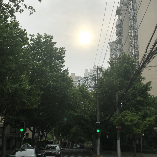 typical Shanghai sun … misty and blurry by Vito Donatiello blog